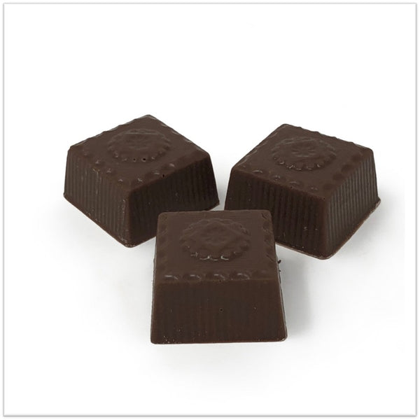 Kellerhaus solid milk chocolate cube